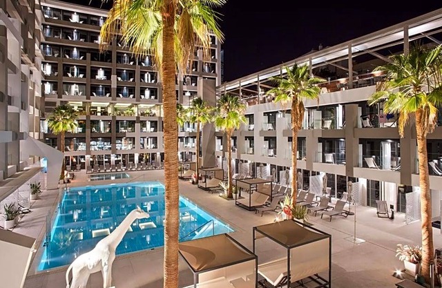 4-Star Hotel ∙ INNSiDE by Meliá Palma Bosque