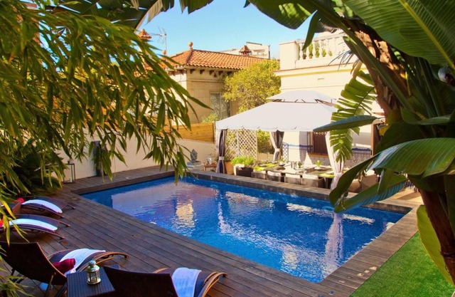 550 m² Villa ∙ 8 bedrooms ∙ 16 guests