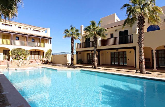 60 m² Apartment ∙ 2 bedrooms ∙ 4 guests