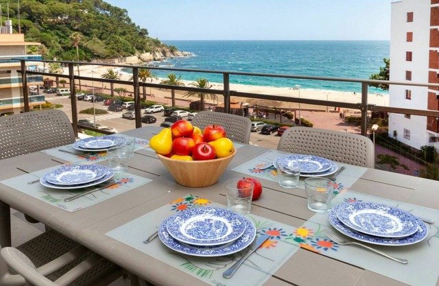 84 m² Apartment ∙ 3 bedrooms ∙ 6 guests