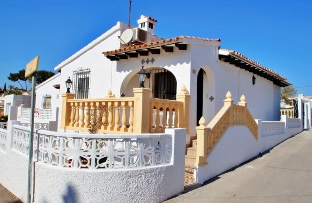 Alcazar - holiday bungalow in peaceful surroundings in Teulada