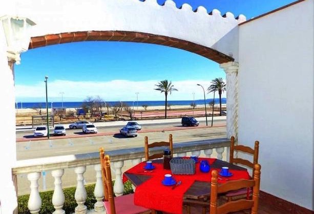 apartamento en primera linea playa ref 285