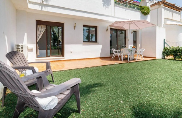 Apartment with garden and pool