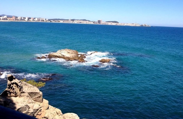 Beautiful luxury apartment direct access to the beach on the bay Torre Valentina.