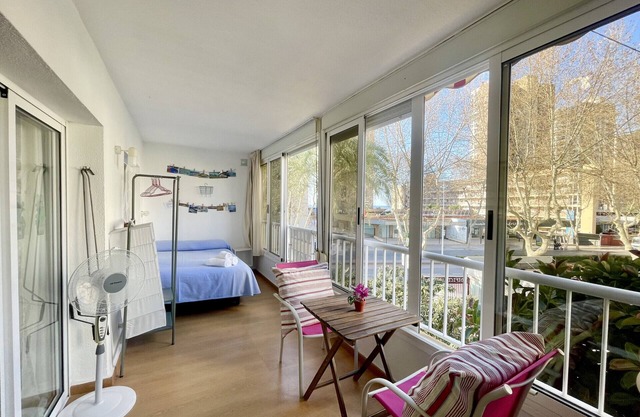 BLUE APARTMENT R022