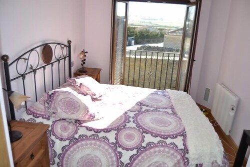 Casas Rurales "El Dolmen" y "La Senderilla" for 3 people