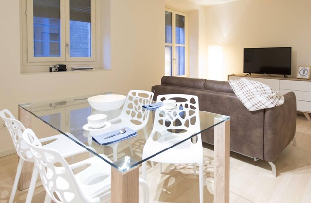 Cort Reial 3A - Holiday Apartment Rental in Girona | Bravissimo