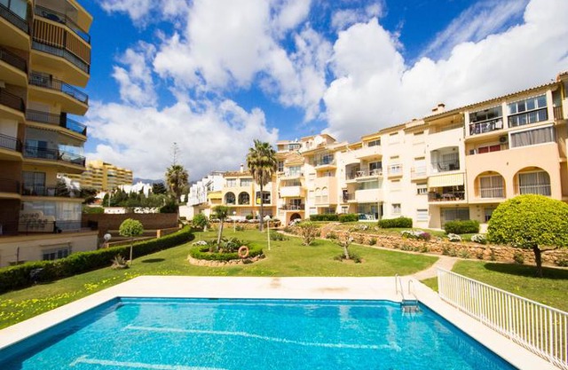 Erisa 68 by IVI Real Estate