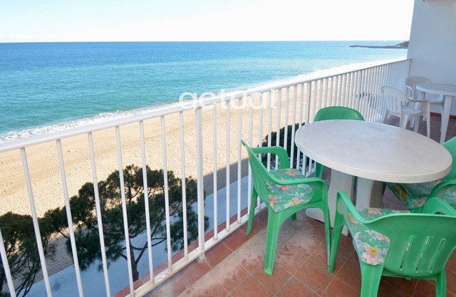 Europalace 43 Apartment first sea line
