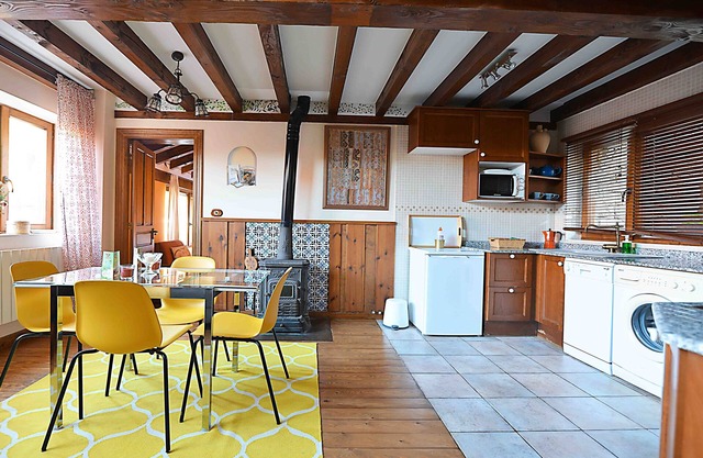Family apartment - La Casa de las Chimeneas