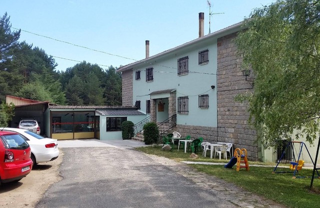 Holiday apartment Navarredonda de Gredos for 1 - 5 persons with 2 bedrooms - Holiday apartment in on