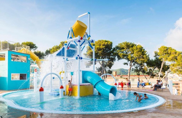 Guitart Park Aqua Resort 