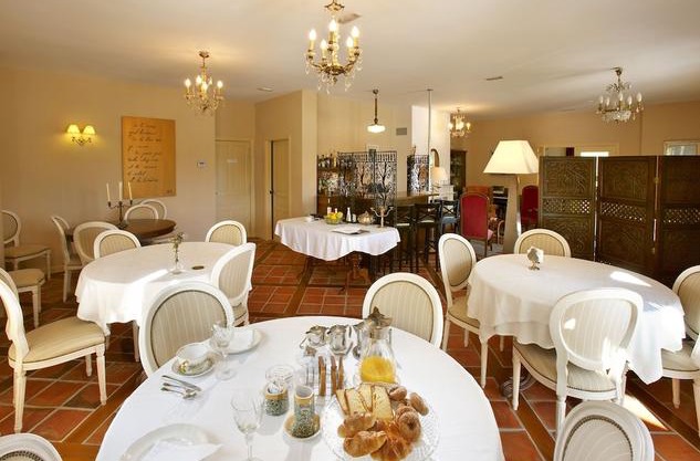 Hotel Santa Coloma del Camino