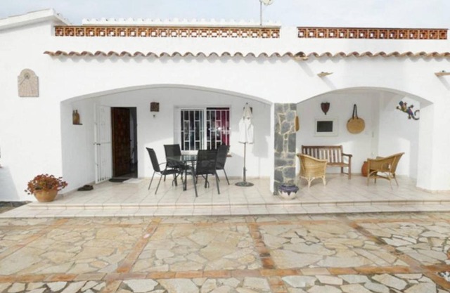 REF 30 Maison a Roses secteur Mas Busca