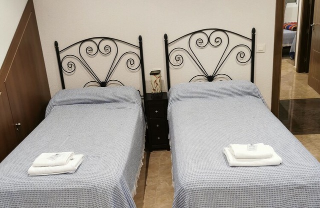 Rural apartment Los Mirlos for 16 people