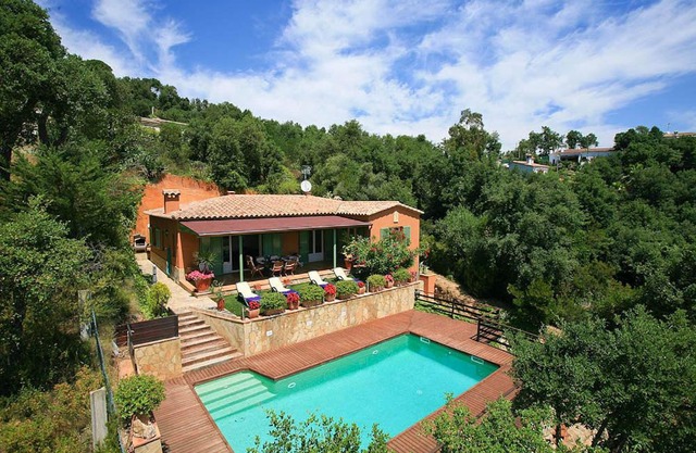 Sant Antoni de Calonge Villa Sleeps 6 Pool