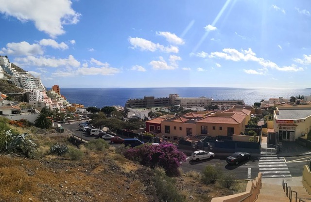 Spectacular apartment near the sea and with views. Amazing Apartment.