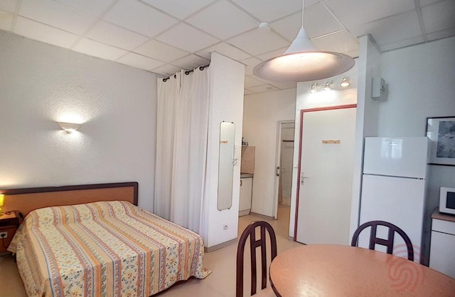 Studio Lamalou-les-Bains, 1 pièce, 2 personnes - FR-1-451-78