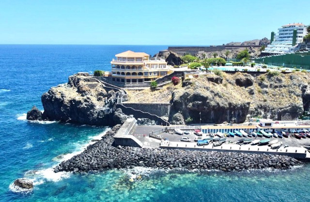 Studio with Wonderful ocean view and WiFi