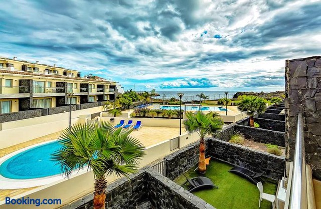 Townhouse 2 bedrooms on the first line