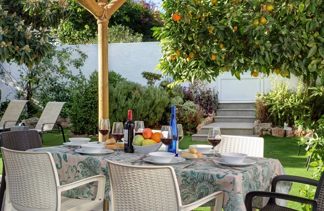 Villa Conchita By Seric, 15 'walking to the beach