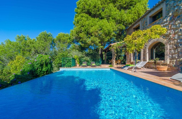 Villa Dos Pins