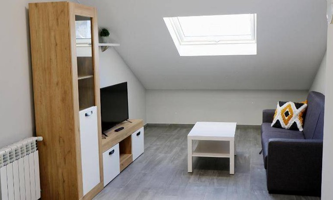 Sarria Apartment | 100 m² Apartment ∙ 2 bedrooms ∙ 5 guests