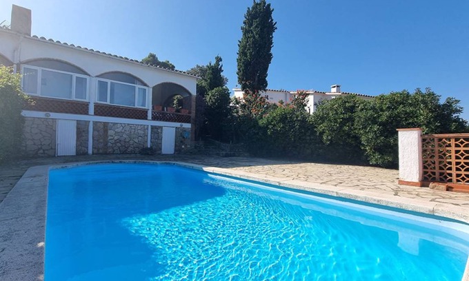 Pals House | 100 m² House ∙ 2 bedrooms ∙ 4 guests