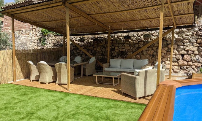 Peralta de Calasanz House | 100 m² House ∙ 3 bedrooms ∙ 8 guests