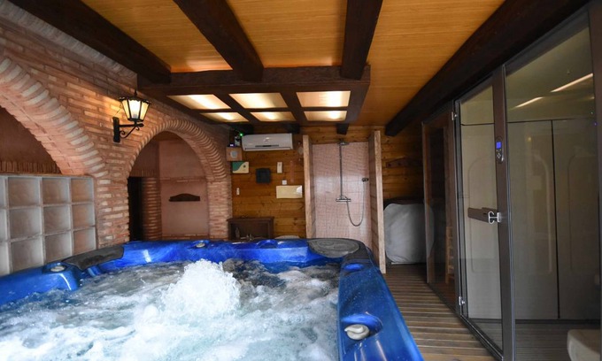 Almagro House | 100 m² House ∙ 4 bedrooms ∙ 8 guests