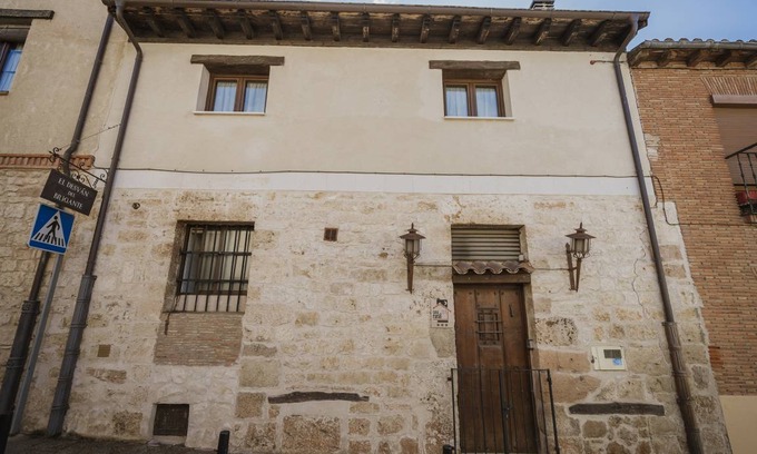 Lerma House | 100 m² House ∙ 6 bedrooms ∙ 12 guests