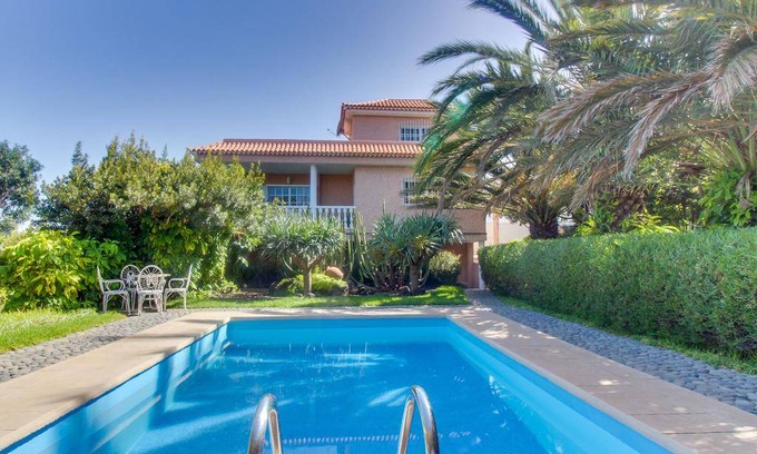 Arafo Villa | 100 m² Villa ∙ 3 bedrooms ∙ 6 guests