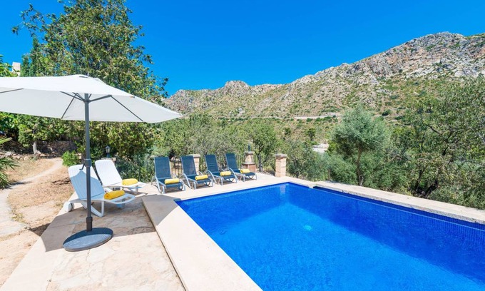 Andraitx Villa | 100 m² Villa ∙ 3 bedrooms ∙ 6 guests