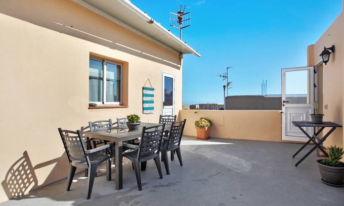 San Isidro House | 105 m² House ∙ 3 bedrooms ∙ 5 guests