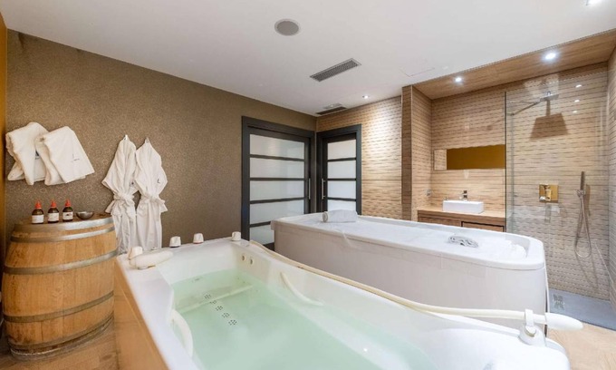 San Bernardo Hotel | 107 m² Hotel ∙ 127 guests