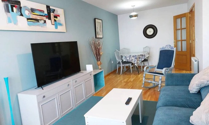 Ponferrada Apartment | 109 m² Apartment ∙ 2 bedrooms ∙ 6 guests