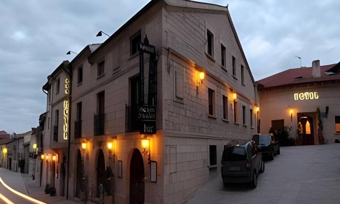 Santo Domingo de Silos Bed & Breakfast | 11 m² Bed and breakfast ∙ 2 guests