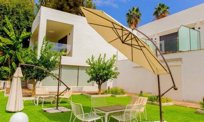 Carihuela Apartment | 110 m² Apartment ∙ 2 bedrooms ∙ 127 guests