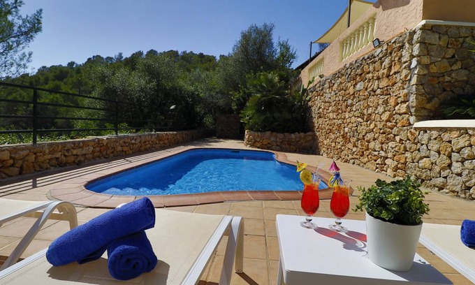 Calvia House | 110 m² Finca ∙ 2 bedrooms ∙ 4 guests