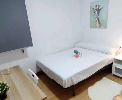 Almeria Centro Resort | 110 m² Private room ∙ 1 bedroom ∙ 5 guests