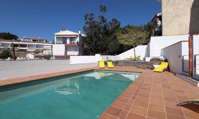 Cadaques Apartment | 120 m² Apartment ∙ 3 bedrooms ∙ 7 guests