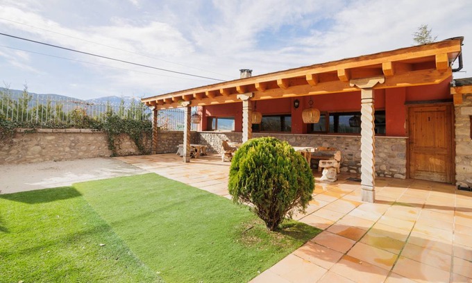 Puigcerda Ski Chalet | 120 m² Chalet ∙ 4 bedrooms ∙ 11 guests