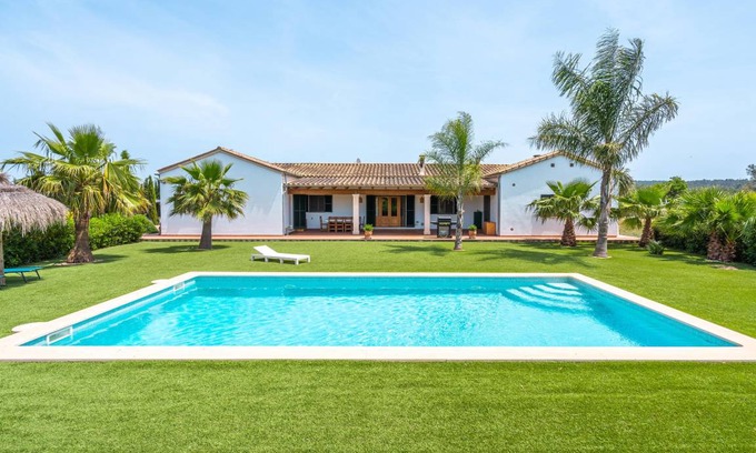 Santa Maria del Cami House | 120 m² Finca ∙ 4 bedrooms ∙ 8 guests