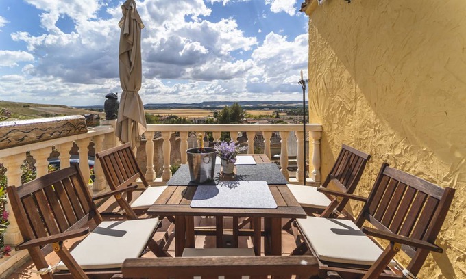 Tariego de Cerrato House | 120 m² House ∙ 4 bedrooms ∙ 8 guests
