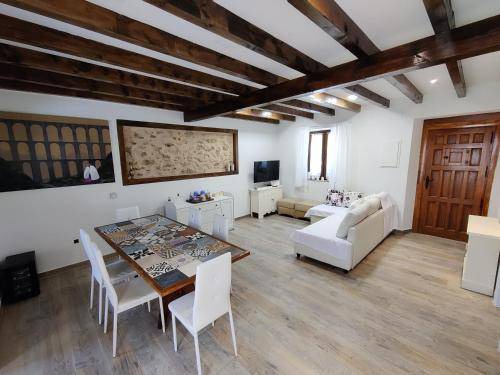 Navas de Riofrio House | 120 m² House ∙ 2 bedrooms ∙ 4 guests
