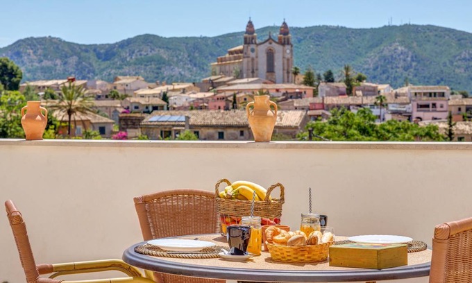 Calvia House | 120 m² House ∙ 3 bedrooms ∙ 6 guests