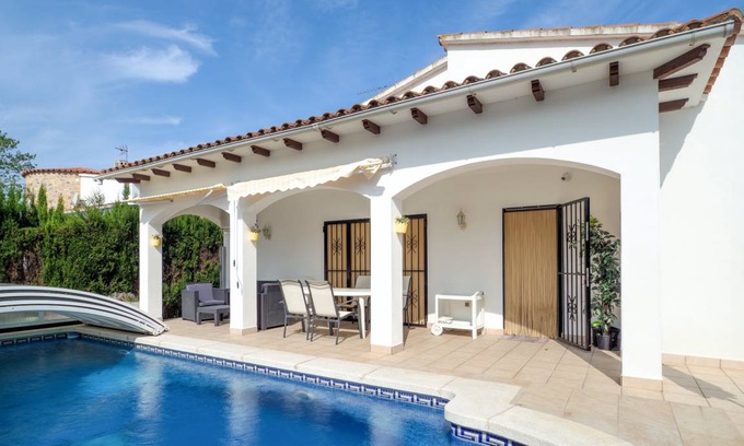 Castello d'Empuries Villa | 125 m² Villa ∙ 3 bedrooms ∙ 8 guests