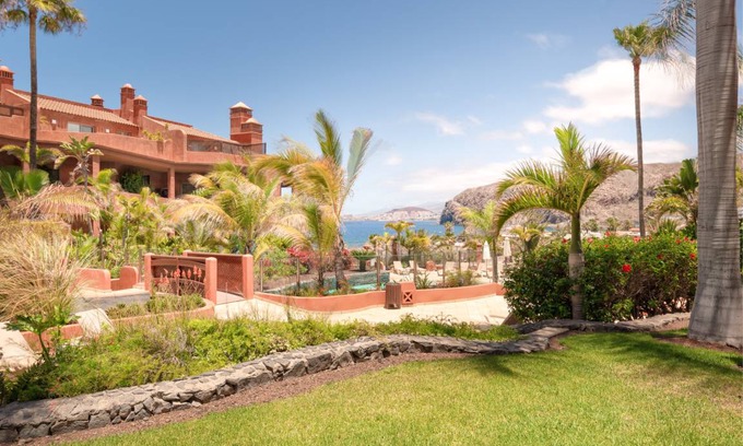 Palm-Mar House | 127 m² House ∙ 2 bedrooms ∙ 4 guests