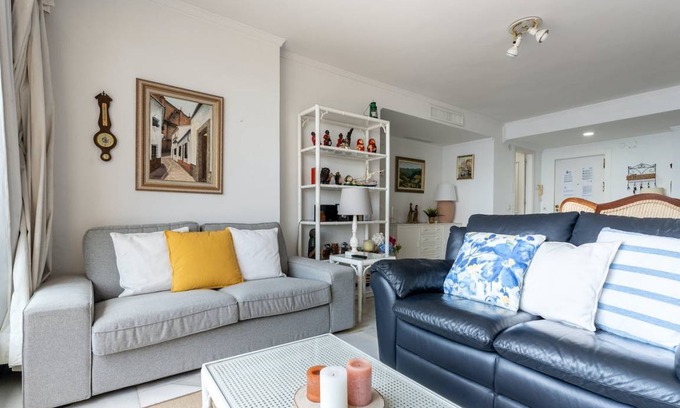 Carihuela Apartment | 140 m² Apartment ∙ 3 bedrooms ∙ 7 guests