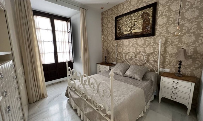 Lucena Apartment | 142 m² Apartment ∙ 3 bedrooms ∙ 5 guests
